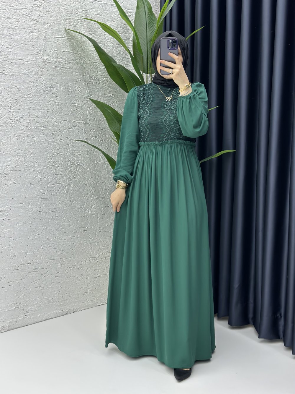 Zeynep Elbise Zümrüt