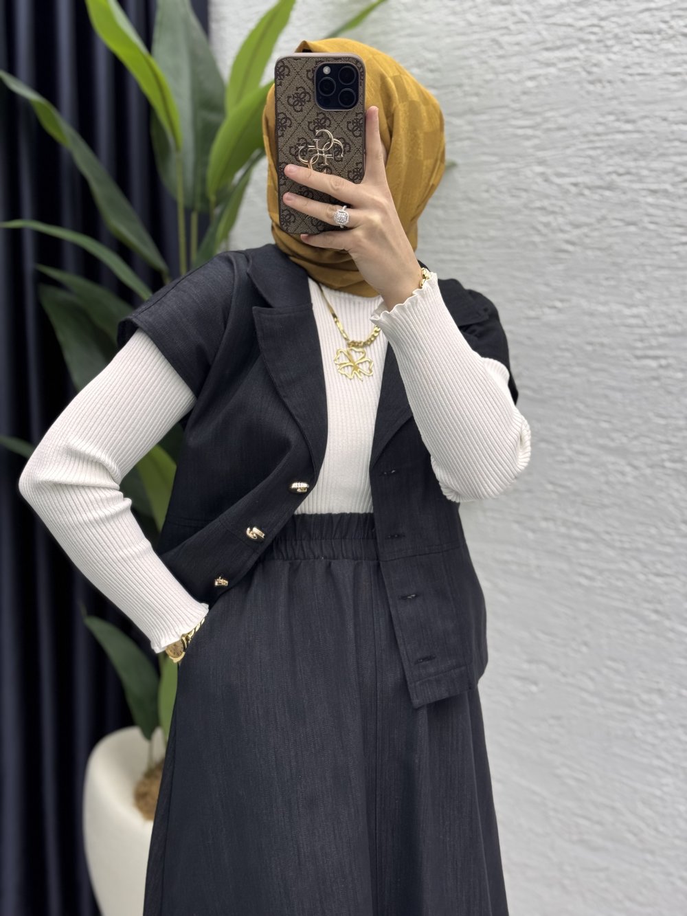 Limra Etekli Takım Tesettür Giyim Siyah