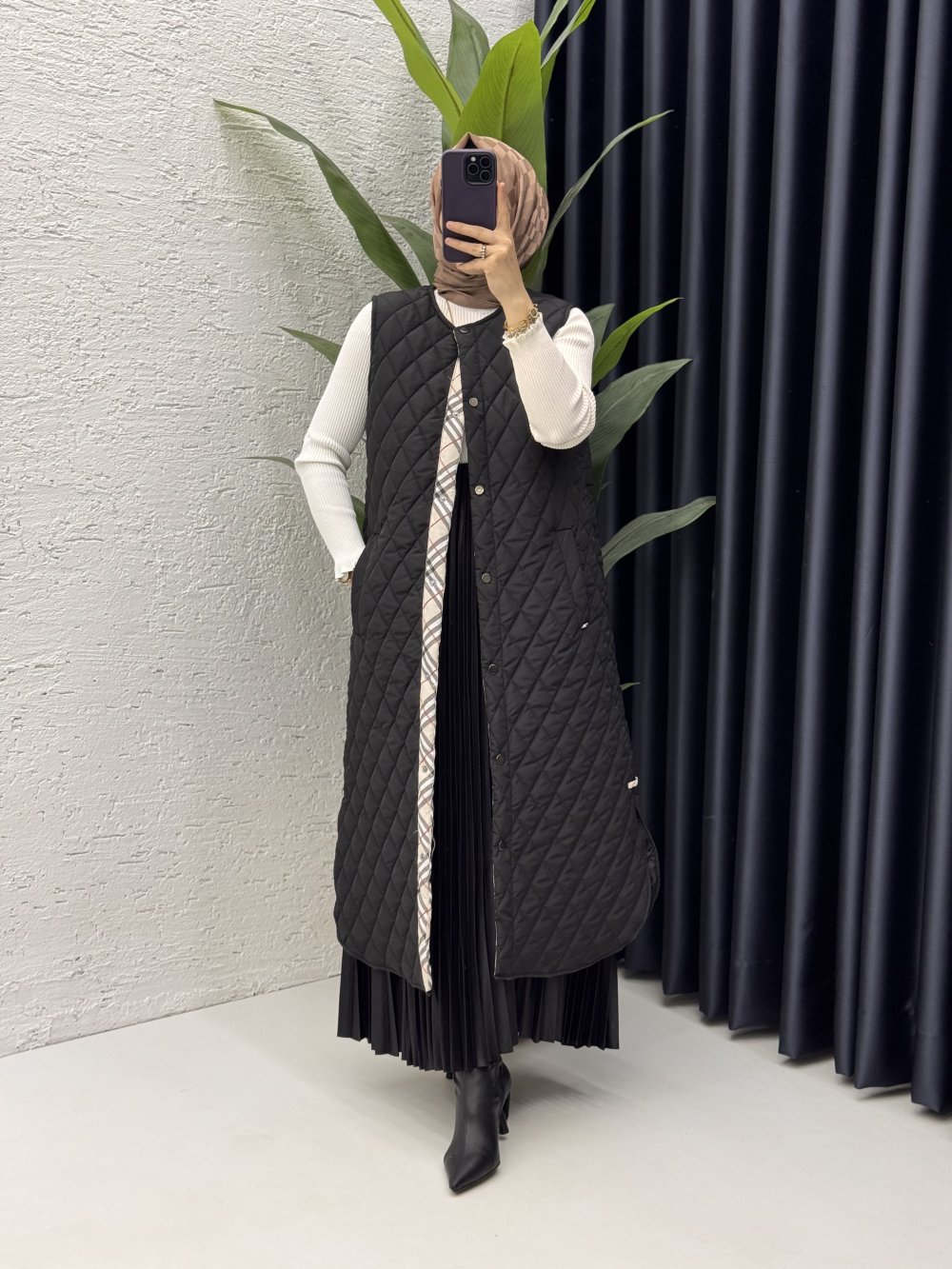 Özden Kapitone Yelek Siyah