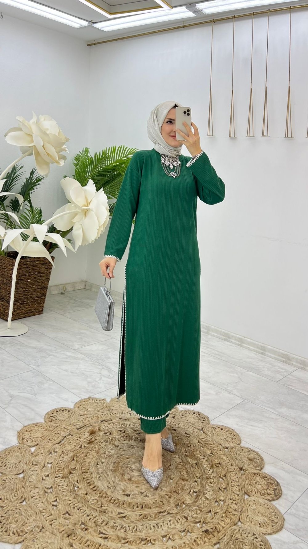 Zümrüt Dolunay Takım Tesettür Giyim