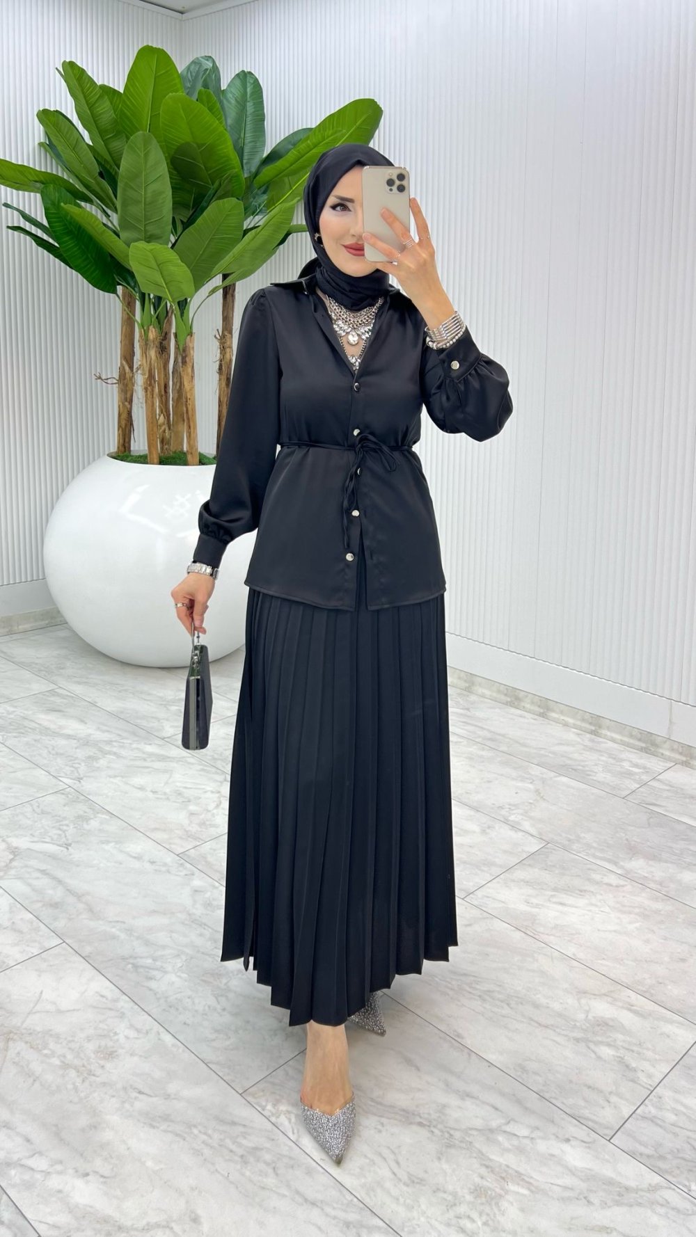 Siyah Nazlı Takım Tesettür Giyim