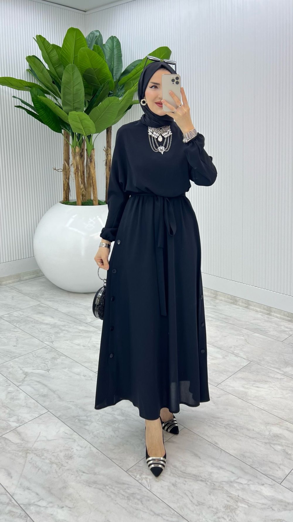 Siyah Premium Düğmeli Elbise Tesettür Giyim